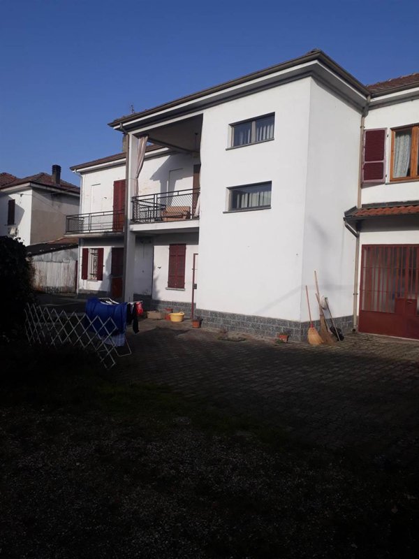 casa indipendente in vendita a Mortara