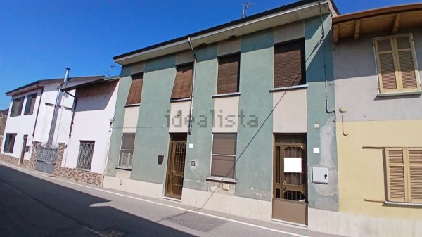 casa indipendente in vendita a Mortara