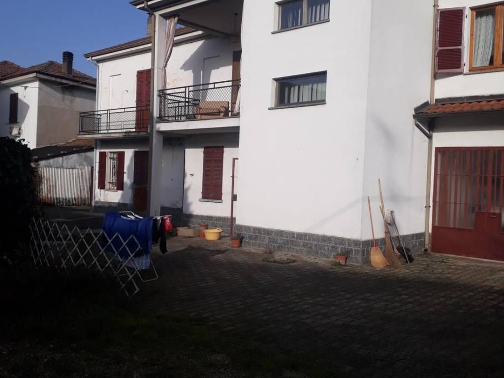 casa indipendente in vendita a Mortara
