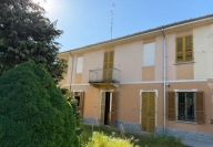 casa indipendente in vendita a Mortara