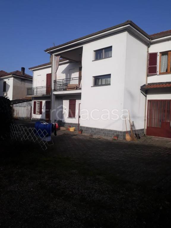 casa indipendente in vendita a Mortara