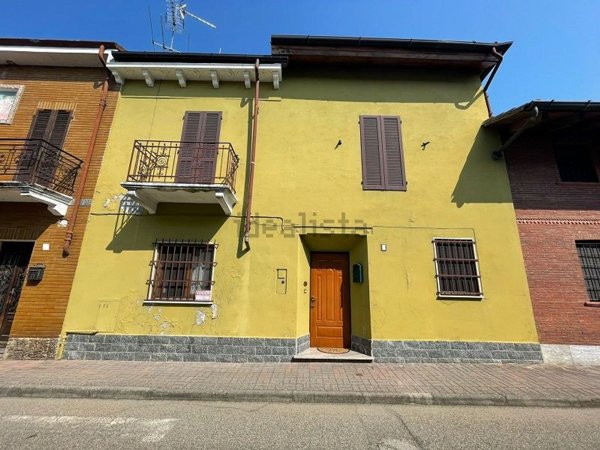 casa indipendente in vendita a Mortara