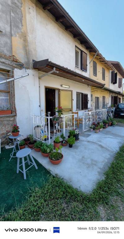 casa indipendente in vendita a Mortara