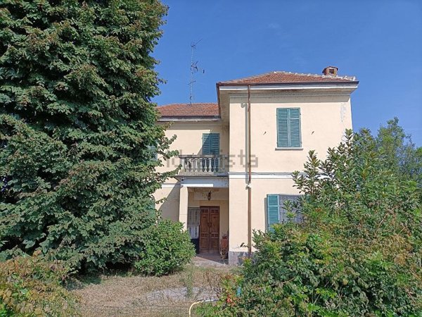 casa indipendente in vendita a Mortara