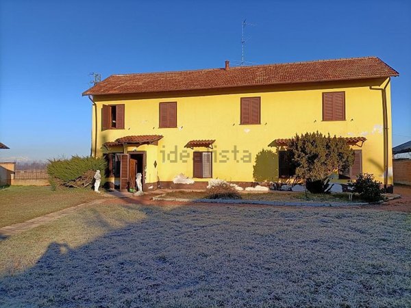 casale in vendita a Mortara in zona Casoni di Sant'Albino