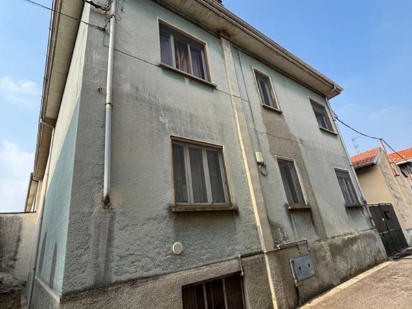 casa indipendente in vendita a Mortara