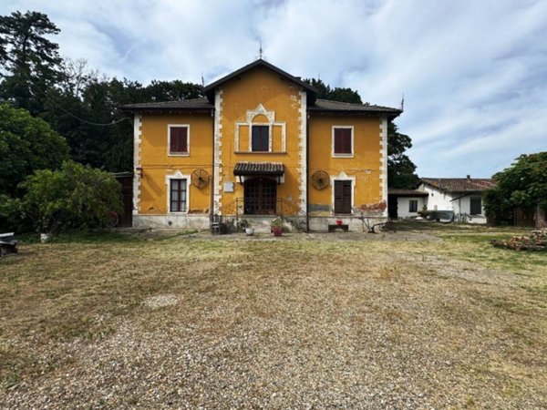 casa indipendente in vendita a Mortara
