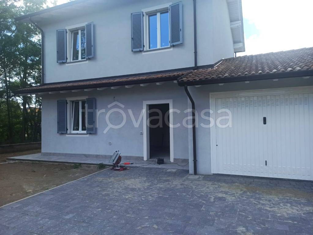 casa indipendente in vendita ad Ottobiano