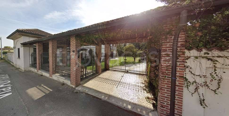 casa indipendente in vendita ad Ottobiano