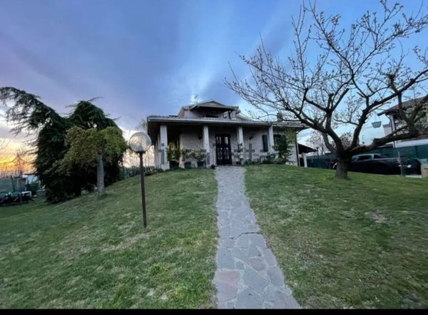 casa indipendente in vendita ad Ottobiano