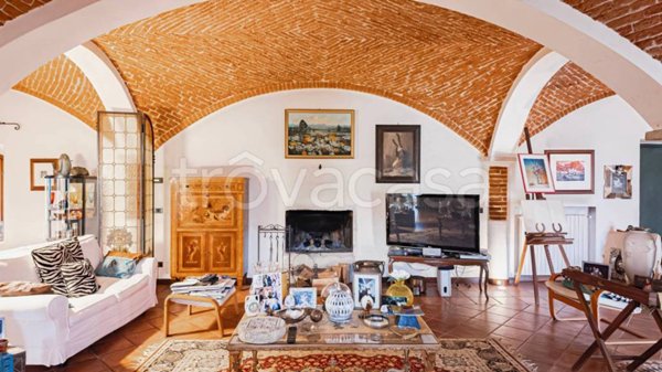 casa indipendente in vendita ad Ottobiano