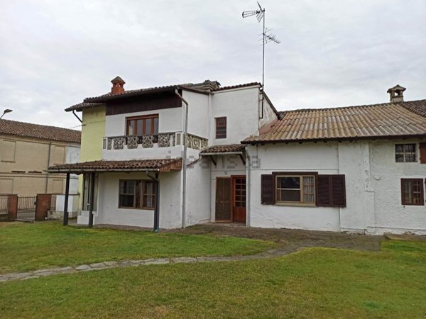 casa indipendente in vendita ad Ottobiano