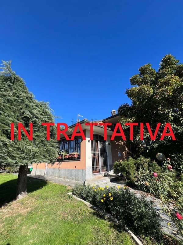 esavano in vendita ad Ottobiano