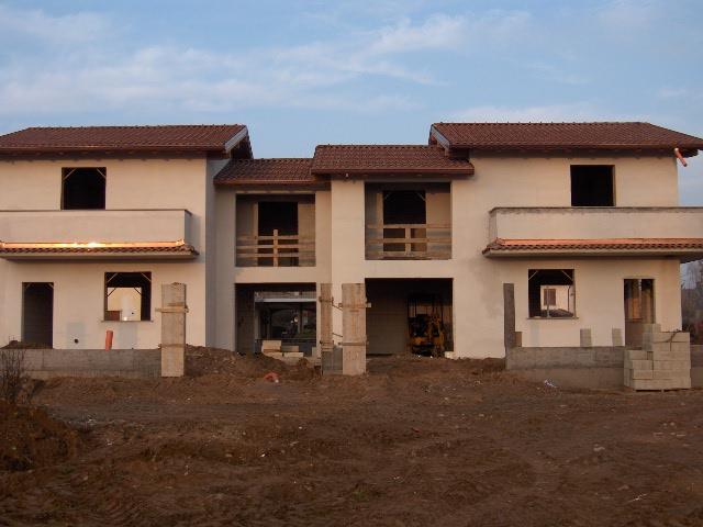 casa indipendente in vendita ad Ottobiano