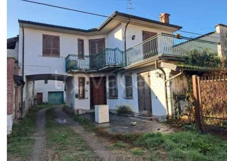 casa indipendente in vendita ad Ottobiano