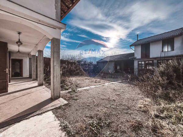 casa indipendente in vendita a Palestro