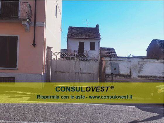casa indipendente in vendita a Palestro