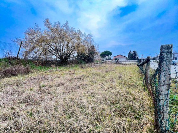 casa indipendente in vendita a Palestro