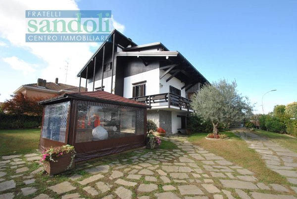 casa indipendente in vendita a Palestro