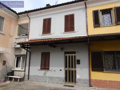 casa indipendente in vendita a Palestro