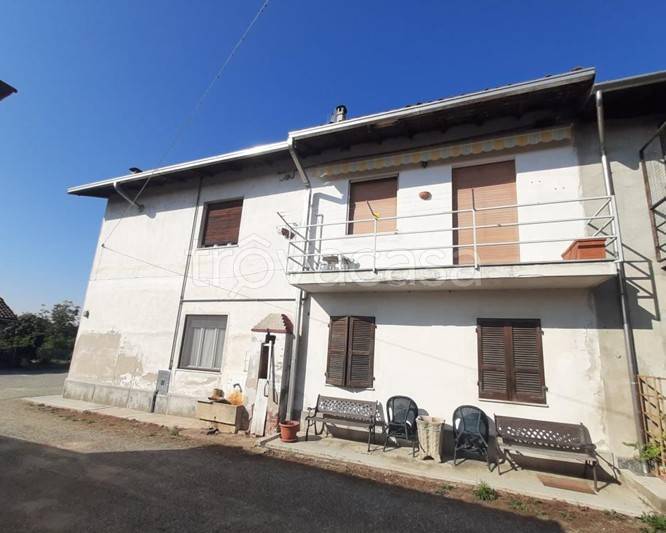 casa indipendente in vendita a Palestro