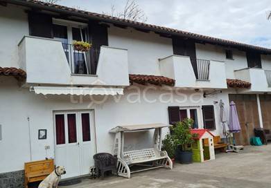 casa indipendente in vendita a Palestro