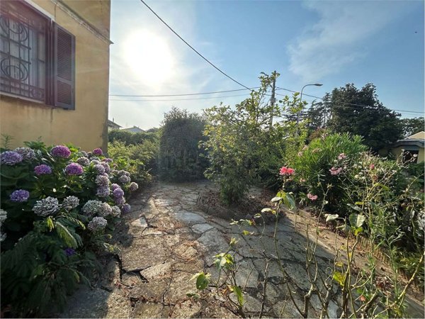 casa indipendente in vendita a Palestro