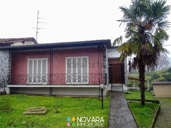 casa indipendente in vendita a Palestro