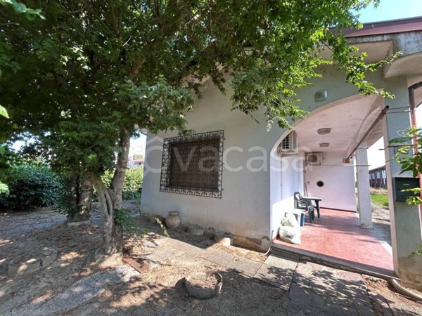 casa indipendente in vendita a Palestro