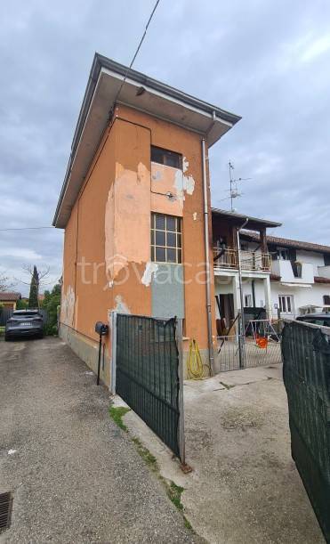 casa indipendente in vendita a Palestro