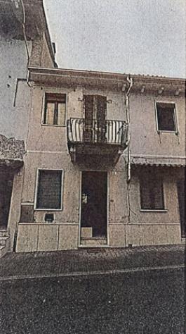 casa indipendente in vendita a Palestro