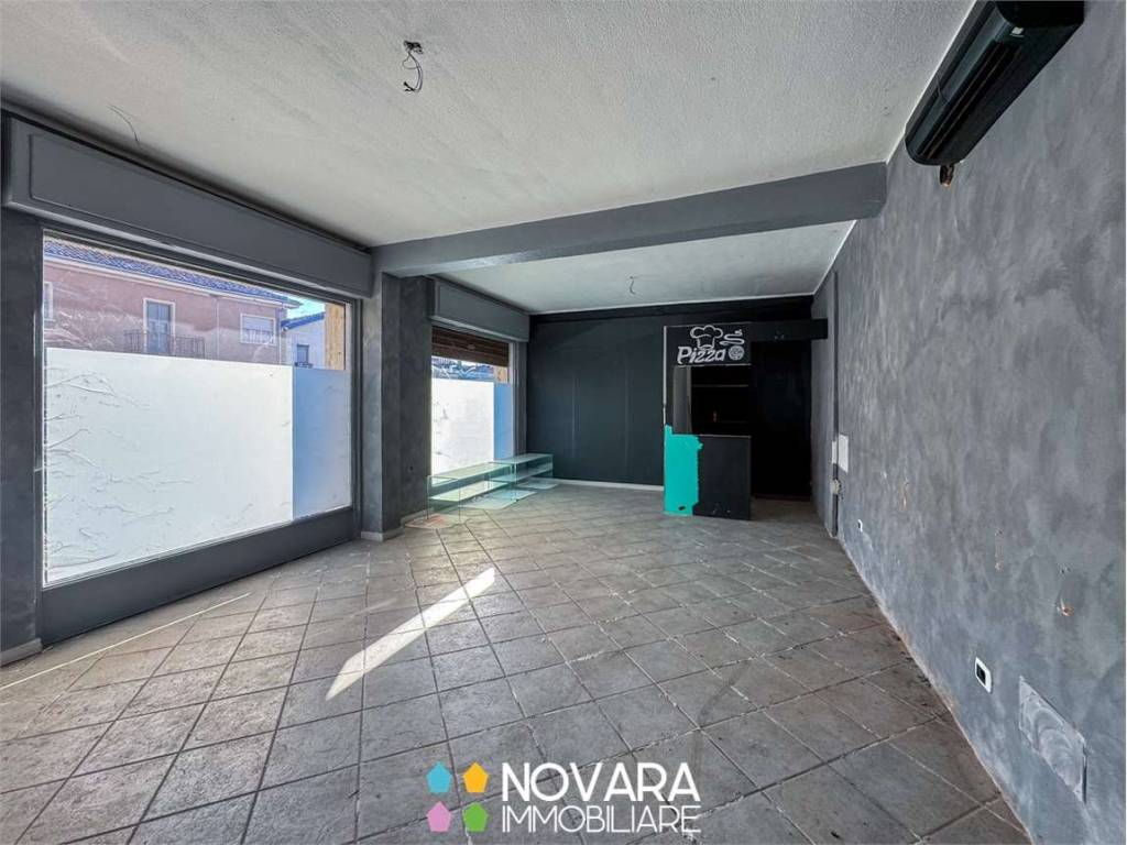 negozio in vendita a Palestro