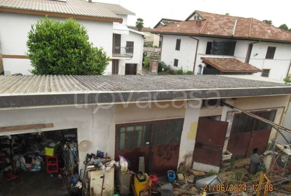 casa indipendente in vendita a Palestro