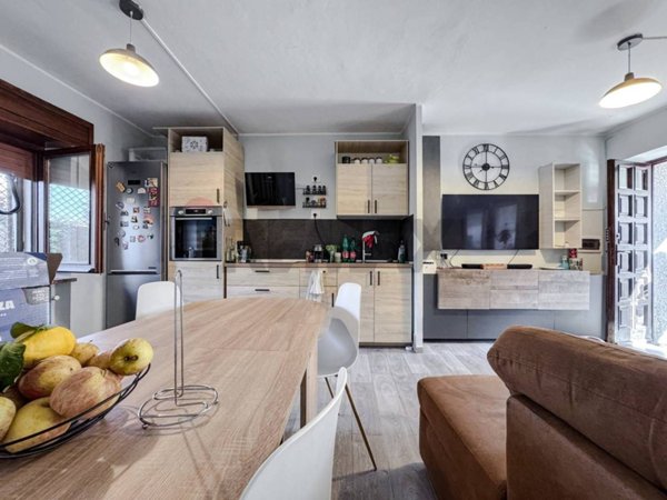 casa indipendente in vendita a Palestro