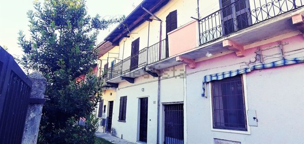 casa indipendente in vendita a Palestro
