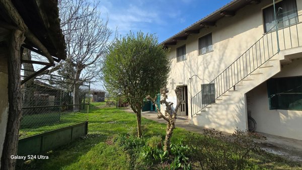 appartamento in vendita a Palestro in zona Pizzarosto