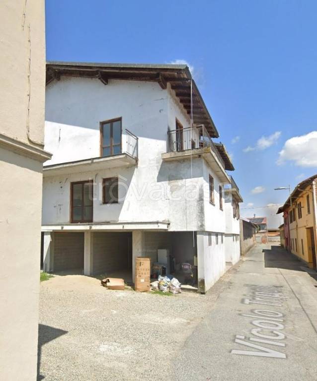 appartamento in vendita a Palestro in zona Pizzarosto