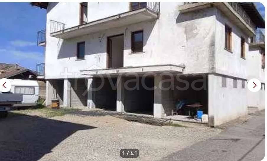 appartamento in vendita a Palestro in zona Pizzarosto