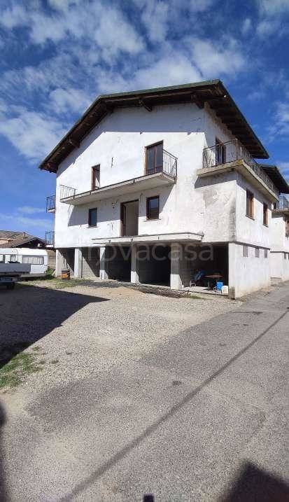 appartamento in vendita a Palestro in zona Pizzarosto