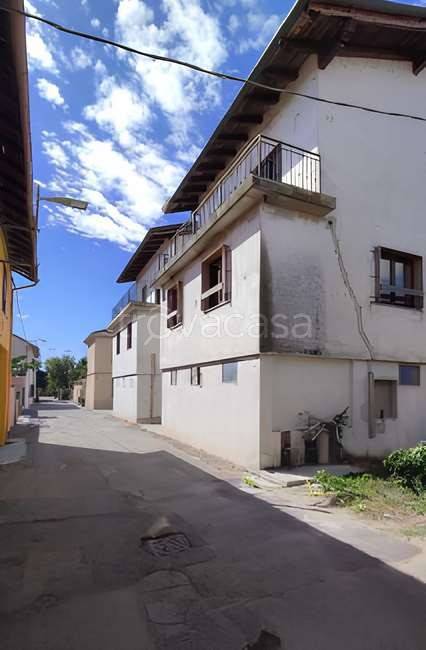 appartamento in vendita a Palestro in zona Pizzarosto