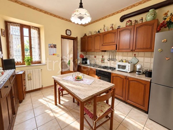 casa indipendente in vendita a Palestro in zona Pizzarosto