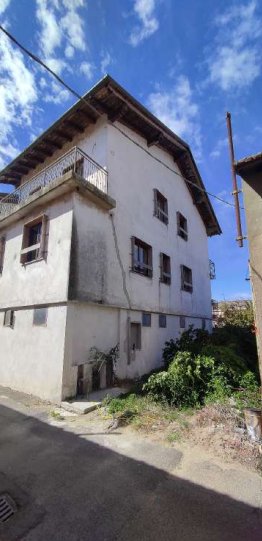appartamento in vendita a Palestro in zona Pizzarosto