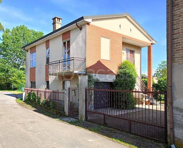 casa indipendente in vendita a Pancarana