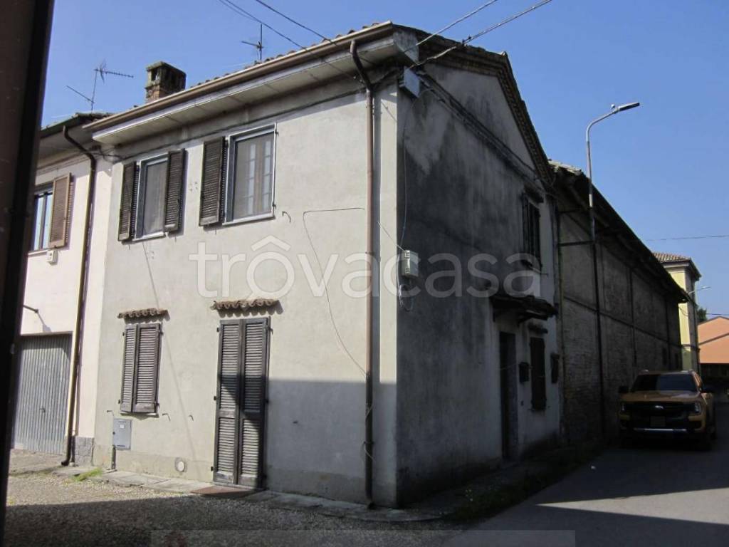 casa indipendente in vendita a Pancarana