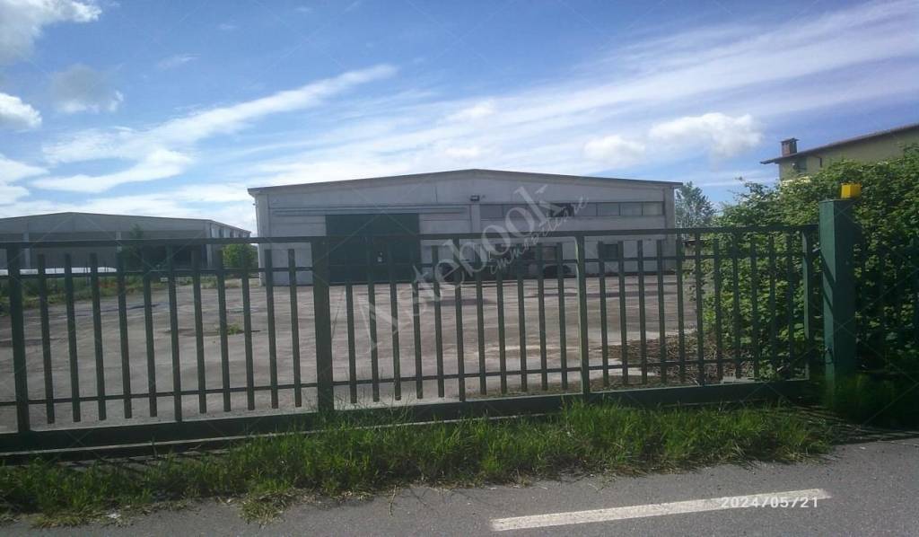 locale commerciale in vendita a Pancarana