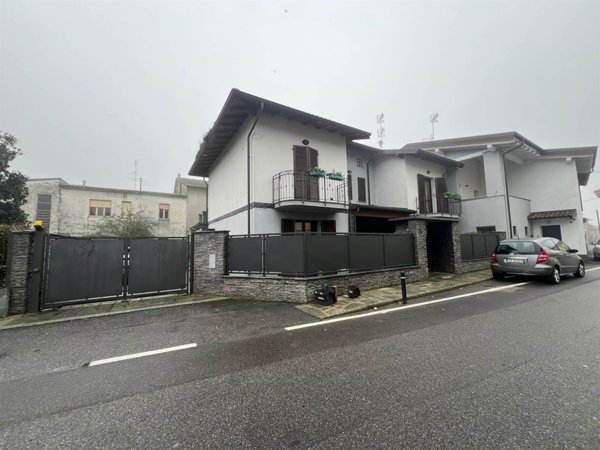 appartamento in vendita a Parona