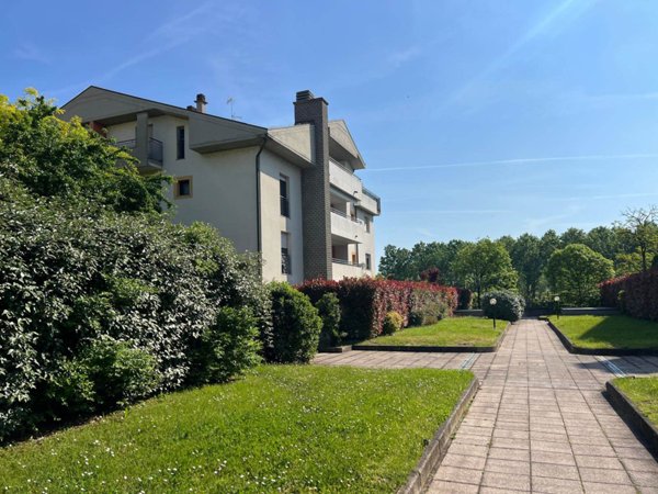 appartamento in vendita a Parona