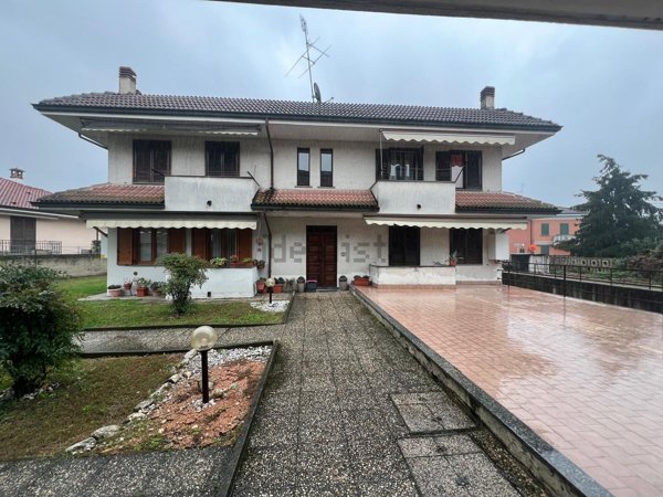 appartamento in vendita a Parona