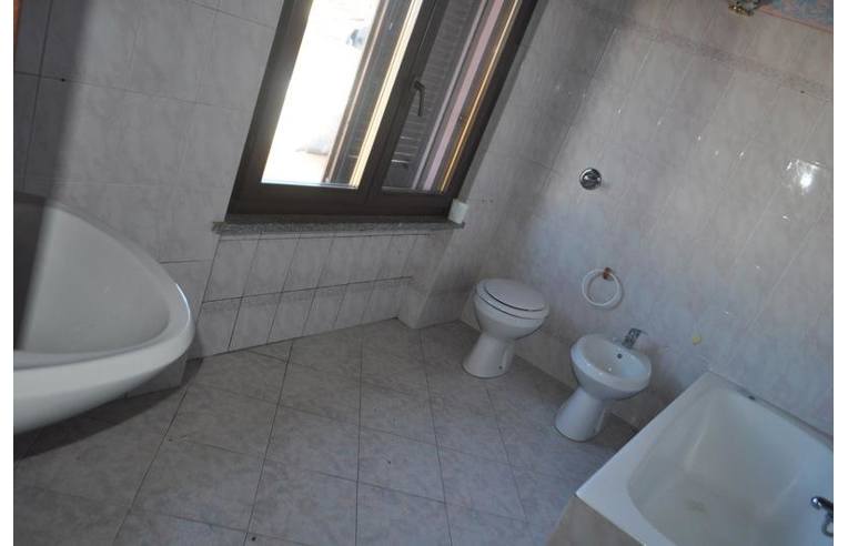 casa indipendente in vendita a Parona