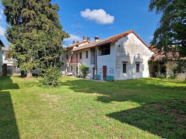 appartamento in vendita a Parona